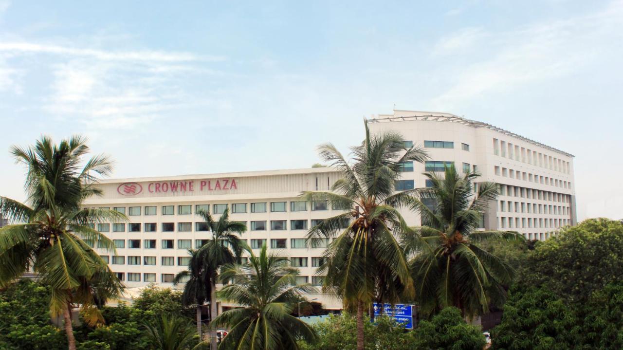 Crowne Plaza Chennai Adyar Park Otel Dış mekan fotoğraf Crown Plaza Hotel