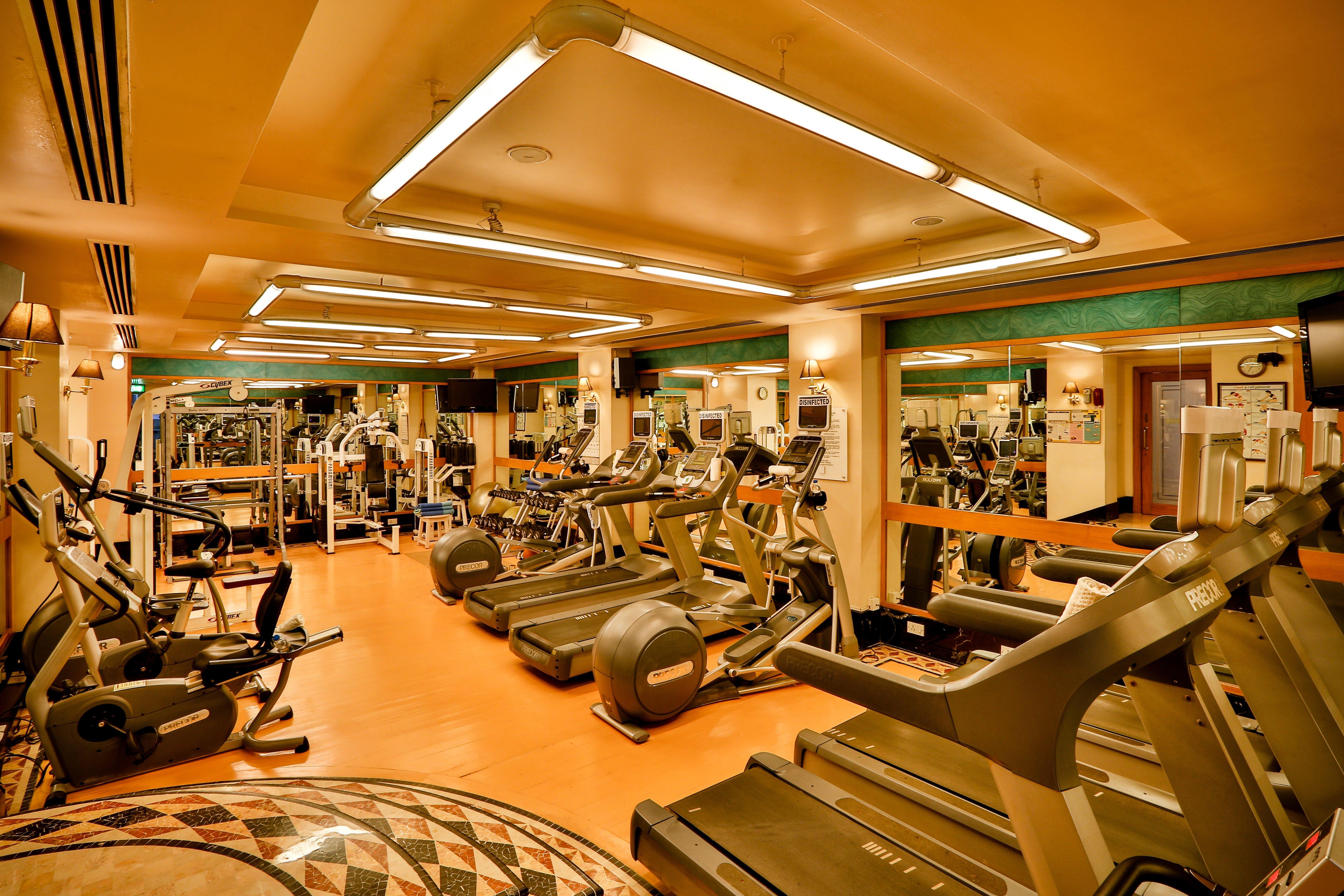 Crowne Plaza Chennai Adyar Park Otel Dış mekan fotoğraf The Fitness Centre